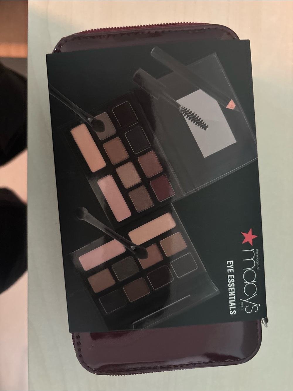 Macy's Neutral Eyeshadow Palette — Pink, Beige, Taupe, Plum